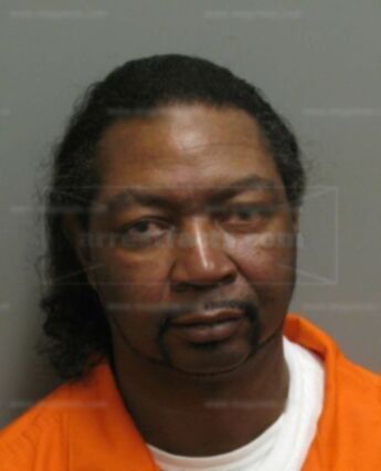 Raymond Tyus