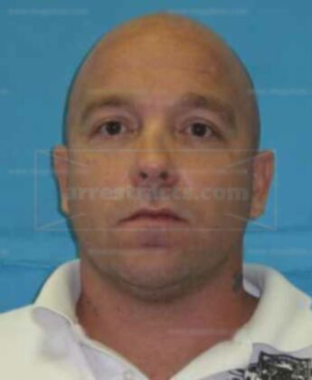 Christopher L Straner