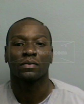 Lamont L Robinson