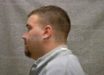 Dustin L Seefert