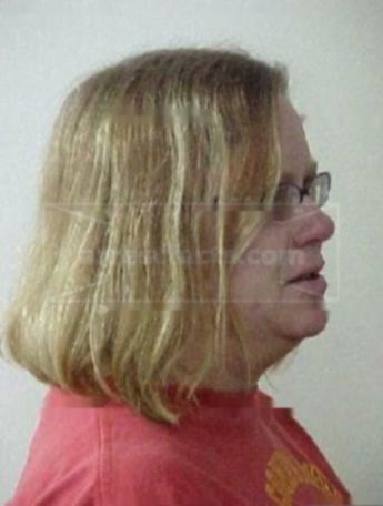 Leslie G Thornbury