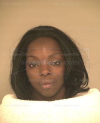 Latoya S Edwards