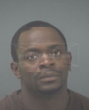 Enal Claude Larose