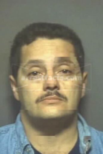 Edward Molina Santiago