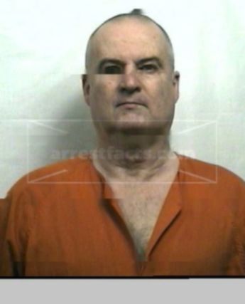 Ronnie R Leonard