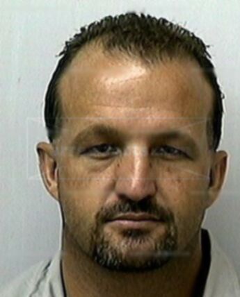 Larry D Andrews
