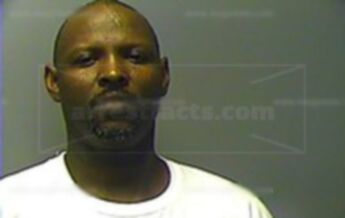 Eric D Tucker