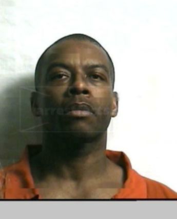 Marcus D Bradford