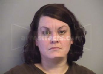 Lindsey Lee Poe