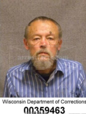 Lawrence J Woitkevich