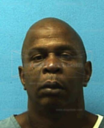 Kennan L Wynn