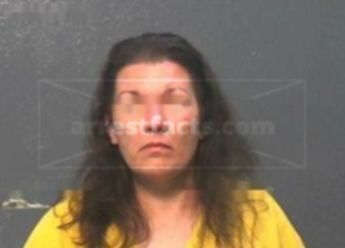 Skinner Leah L