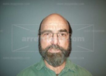 David B Hillis