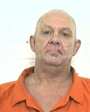 Robert D Crowell