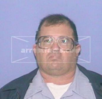 Darrell W Snyder