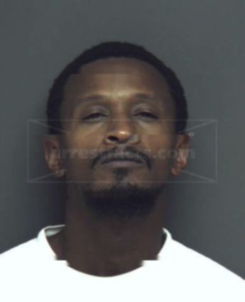 Fennis Sheantae Mills