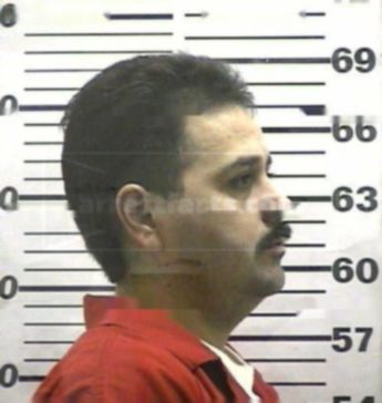 Max Olivas