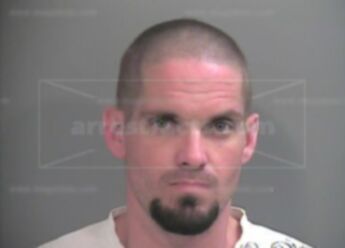 Travis Knotts
