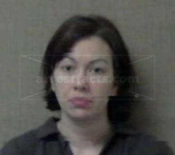 Laura L Freeman