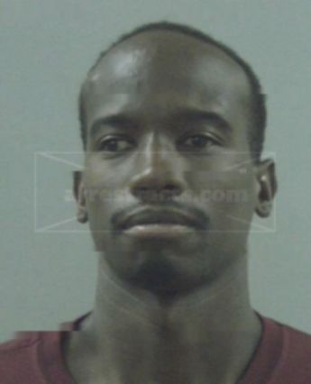 Antonio Junior Freeman