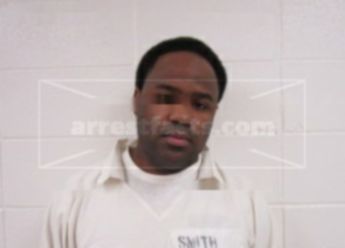 Freddie R Smith