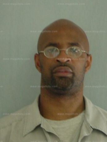 Kevin L Loggins