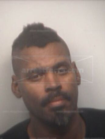 Oscar Hines