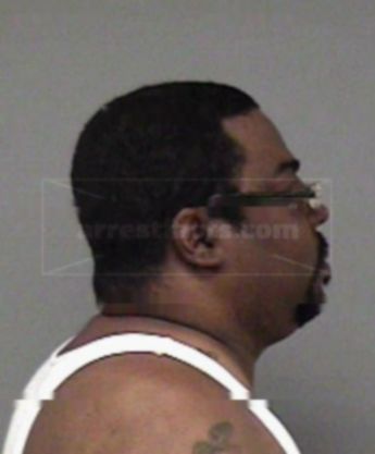 Vernon L Moultrie
