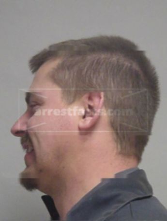 Travis M Schaub