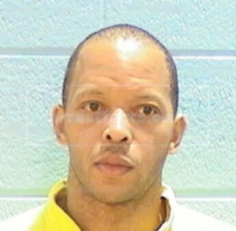 Ralph E Macon