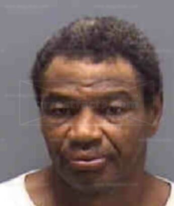 Bennie Lee Davis