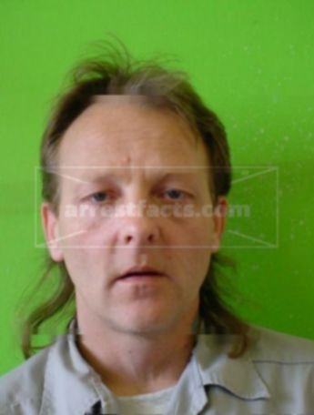 Eric W Crowell
