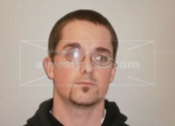 Dustin L Griffieth