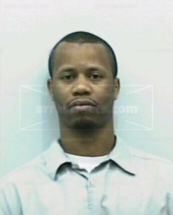 Quincy L Scott