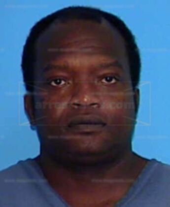 Dexter Lamar Davis
