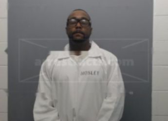 Lamar L Mosley
