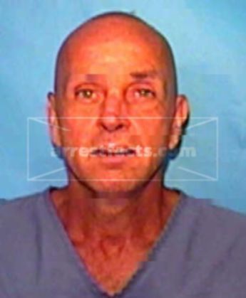 Floyd M Quinn