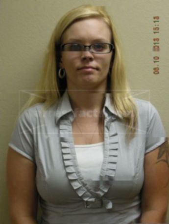 Rachel L Behling