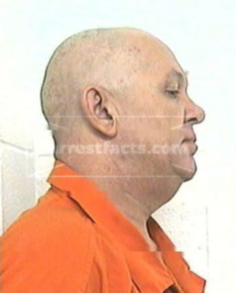 Robert D Crowell