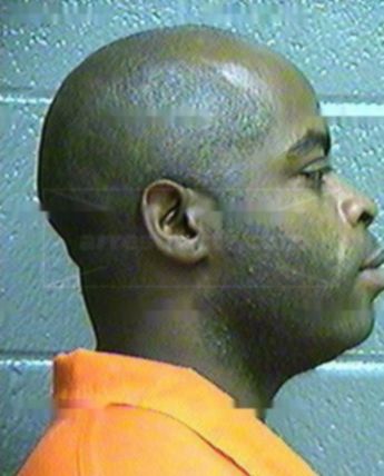 Tyrone Holmes
