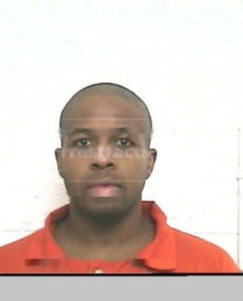 Gregory D Thomas