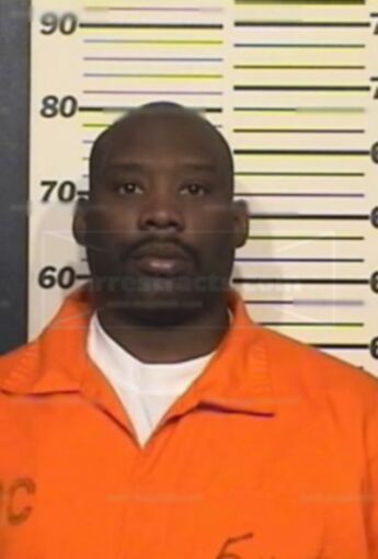 Darius E Ward