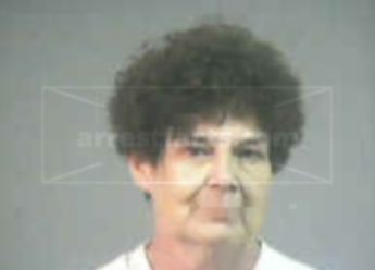 Ellen L Soper
