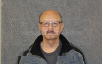 Darrell D Schilling