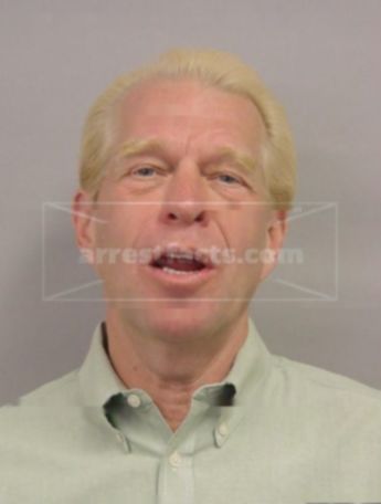 Todd W Hansen