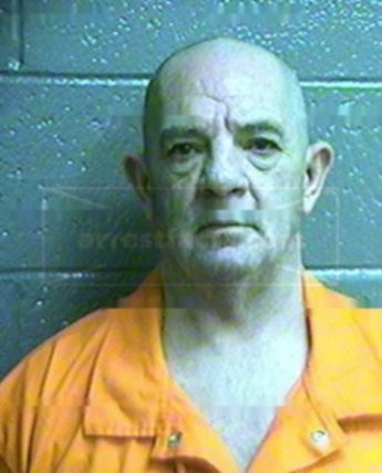 Larry L Dinwiddie