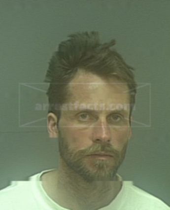 Tony Louis Knerr