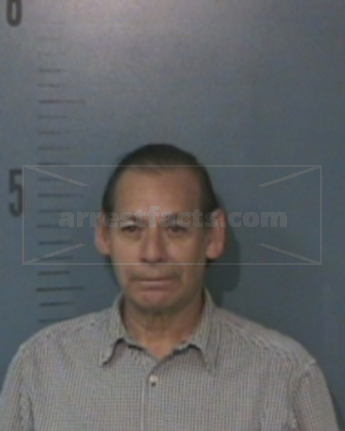 Robert Flores Alcantar
