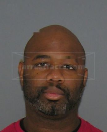 Carlos A Phillips