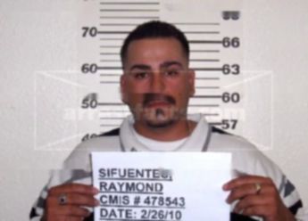 Raymond Sifuentes